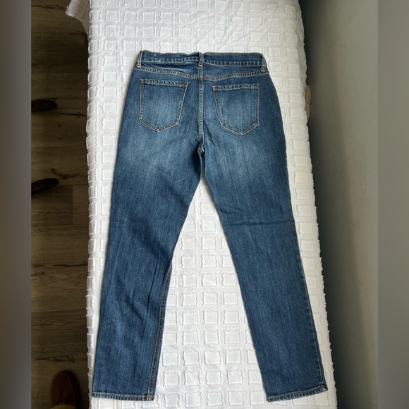 Old Navy Straight-Droit Jeans - Picture 2 of 8